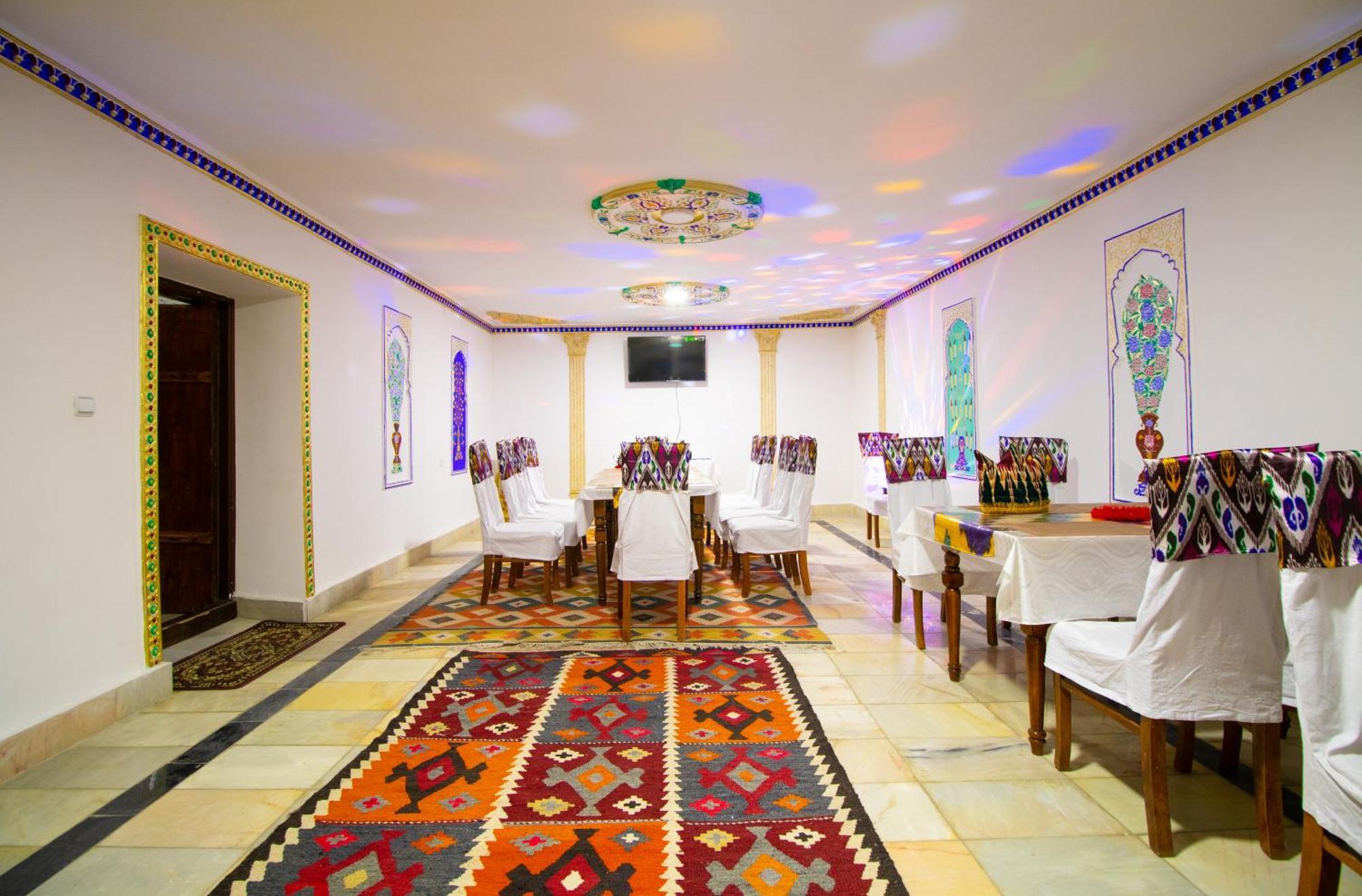 Hotel Zaringiz In Boutique Bukhara Esterno foto