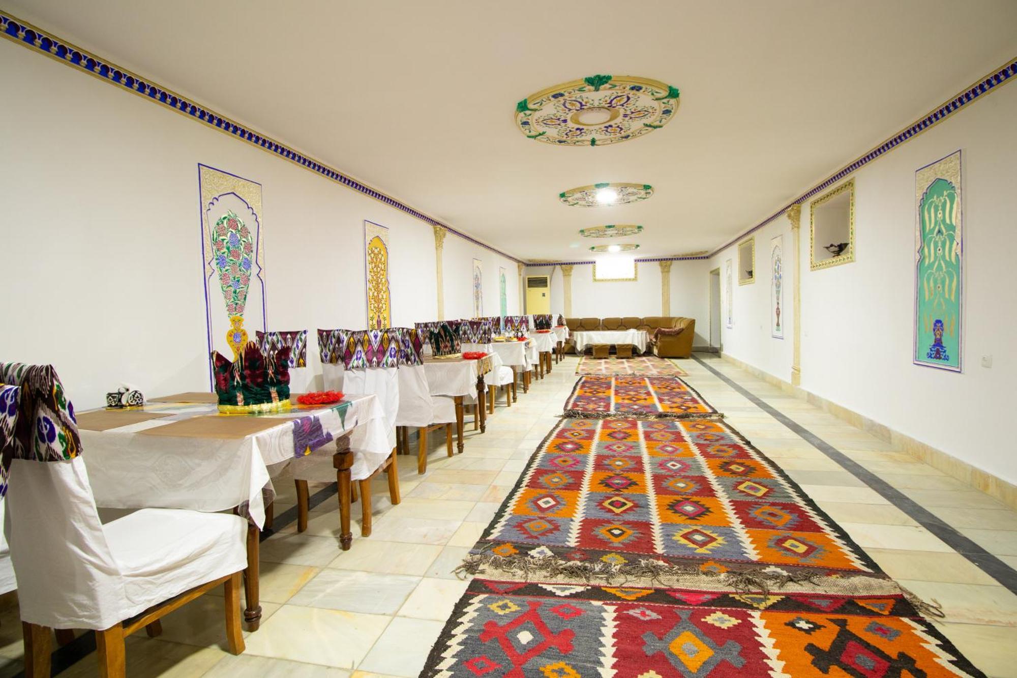 Hotel Zaringiz In Boutique Bukhara Esterno foto